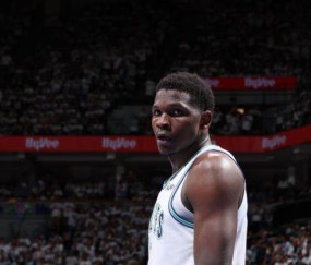 指数-爱德华兹经历成长之痛！被东欧教训后能否翻身？