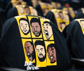 即时赔率-【现场】焦点战摧毁灰熊 勇士主场收获最好圣诞礼物