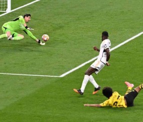 库尔图瓦欧冠决赛天神下凡！如此表现无缘欧洲杯？