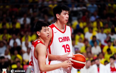 五大联赛夺冠次数最多的球队-媒体人：中国男篮集训队老中青3代搭配 年龄结构合理开始逐步换血